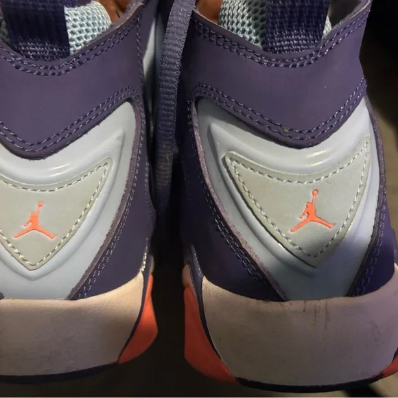 Jordan Purple and Orange Sneakers with Dynamic Design - Picture 3 of 6